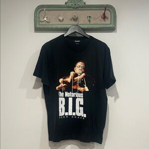 Old Navy Black Graphic Cotton Short Sleeve Notorious B.I.G. Large music band tee